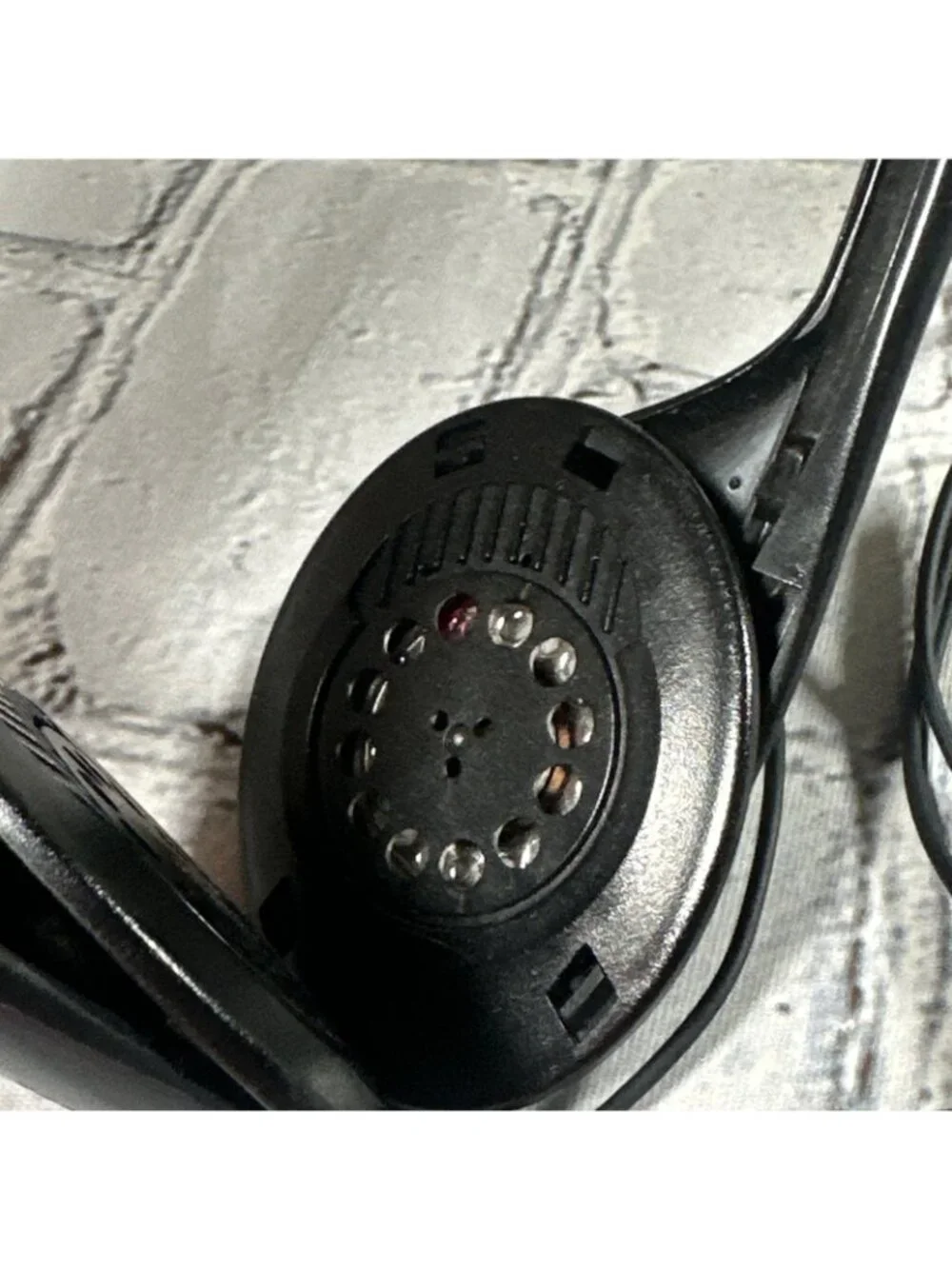 Sony Walkman MDR-027 Black Headset Headphones VINTAGE Tested No Foam Pads